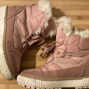 Journee Slope Womens Winter Snow Boots Faux Fur Pink Size 7.5 VGUC